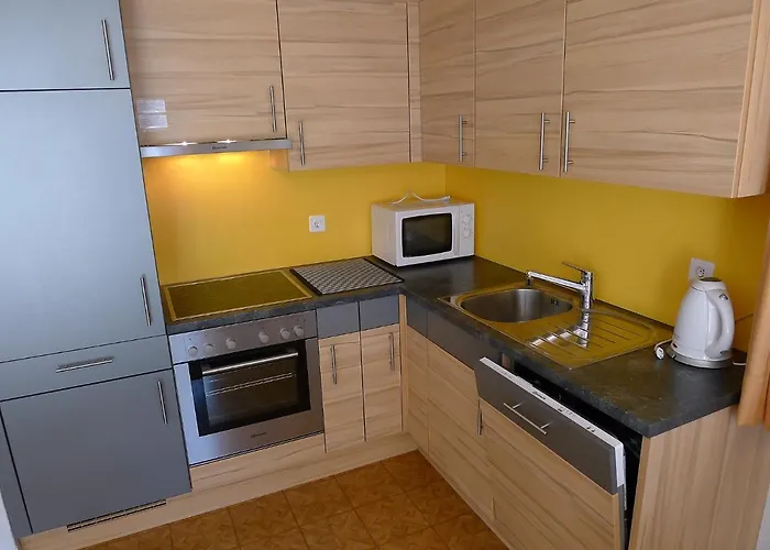 Amara By Interhome 萨斯费